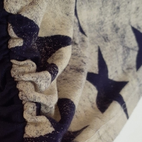 SKINNIE MINNIE Embellished Star Ruched Tee - Picture 10 of 15